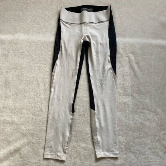 Outdoor Voices TechSweat Zoom Leggings White Size Small - Picture 2 of 10